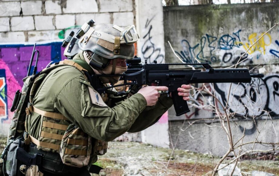 ASG vs Paintball