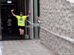 Mężczyzna podczas maratonu