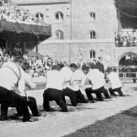 1912_summer_olympics_tug_of_war