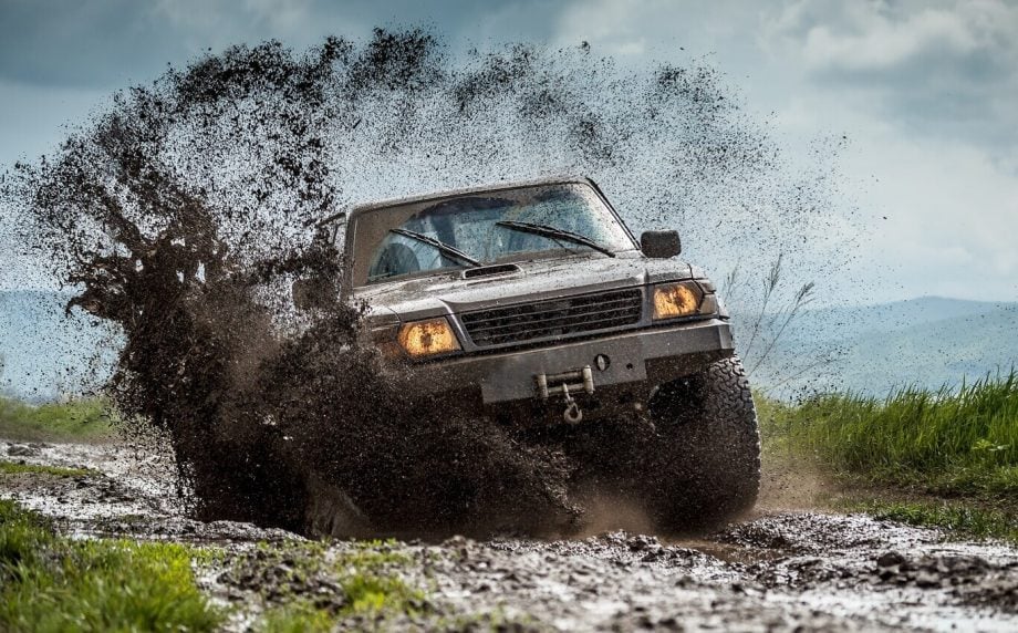 samochód terenowy 4x4