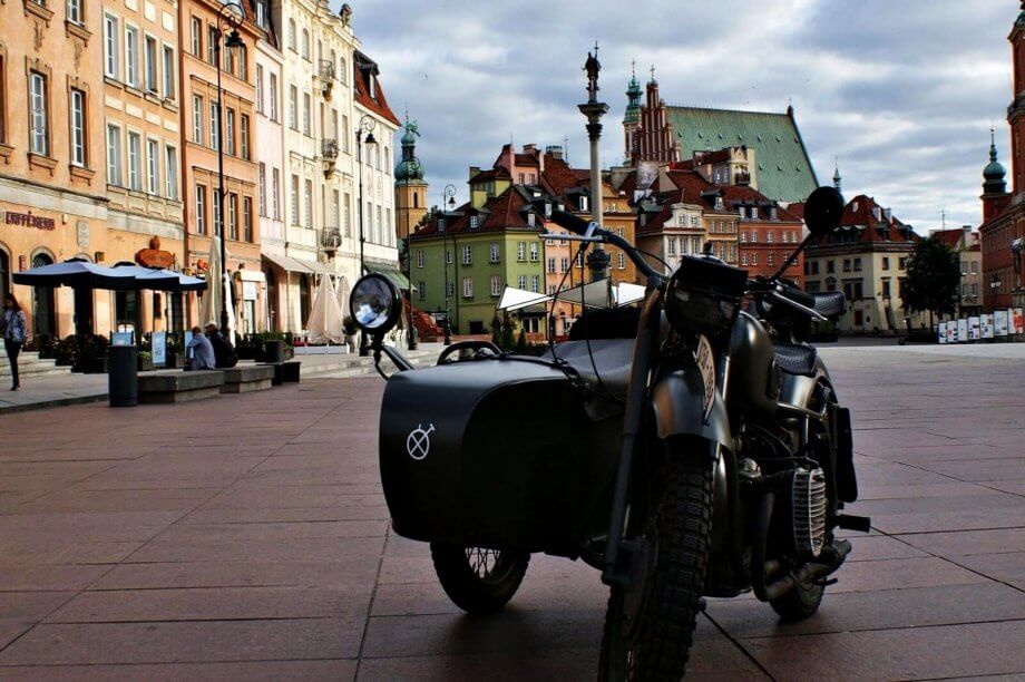 wycieczka po warszawie zabytkowym motocyklem
