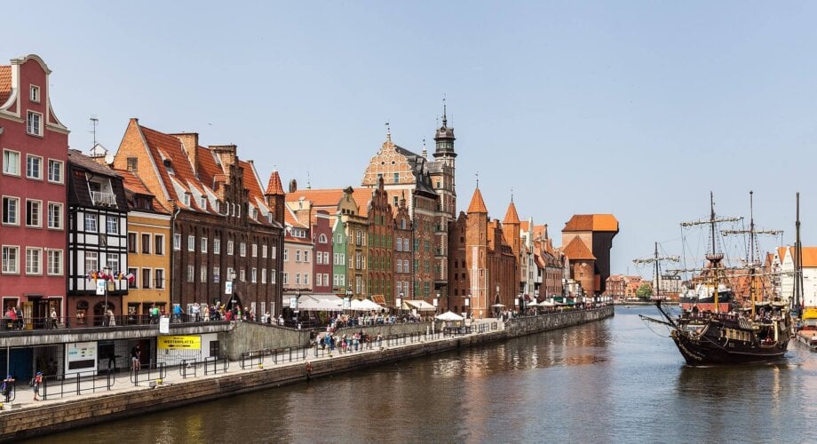 Gdańsk - widok na Żurawia i Motławę