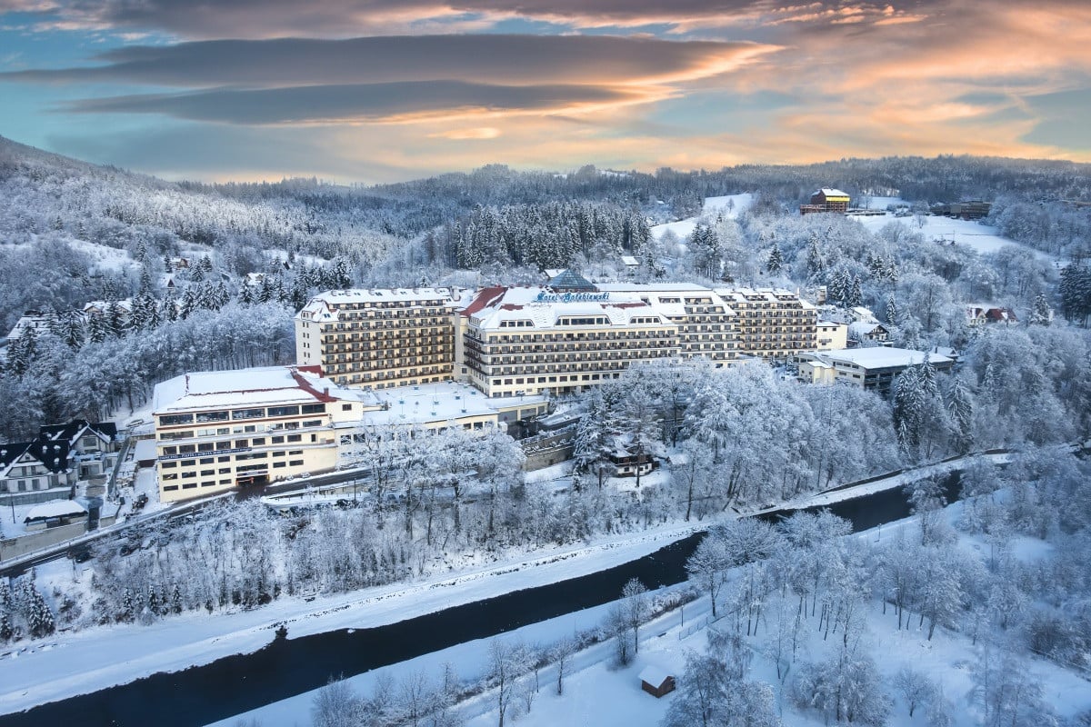 hotel Gołębiewski zimą