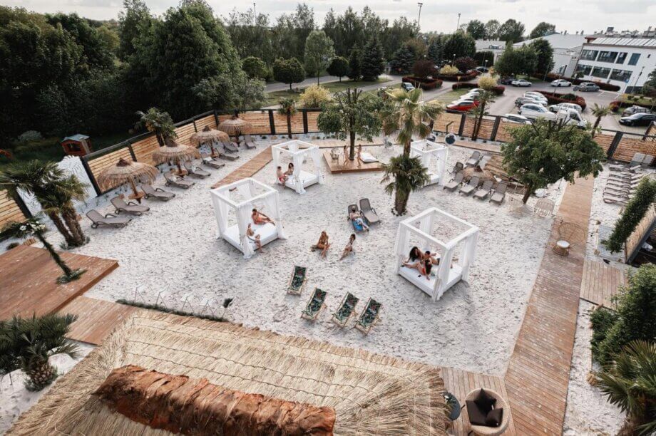 Widok na strefę plażowania w hotelu Blue Diamond
